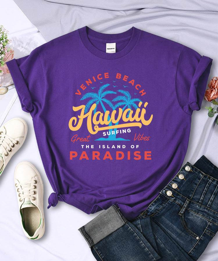 T-shirt "Venice Beach Hawaii" - Vibes Tropicali e Stile Vintage