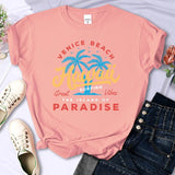 T-shirt "Venice Beach Hawaii" - Vibes Tropicali e Stile Vintage