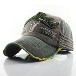 Cappellino Vintage Rebel - Stile Grintoso e Unico - Come Moon 