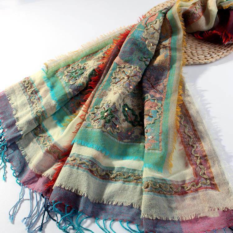 Scialle pashmina ricamato – Vento d’Oriente elegante - Come Moon 