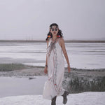 Eleganza Bohémien in Beige - Come Moon 
